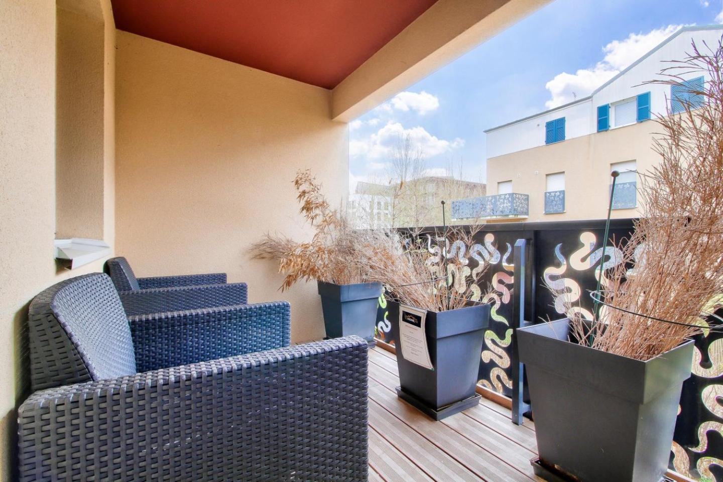 123Home - Suite & Spa Xl Montévrain Dış mekan fotoğraf